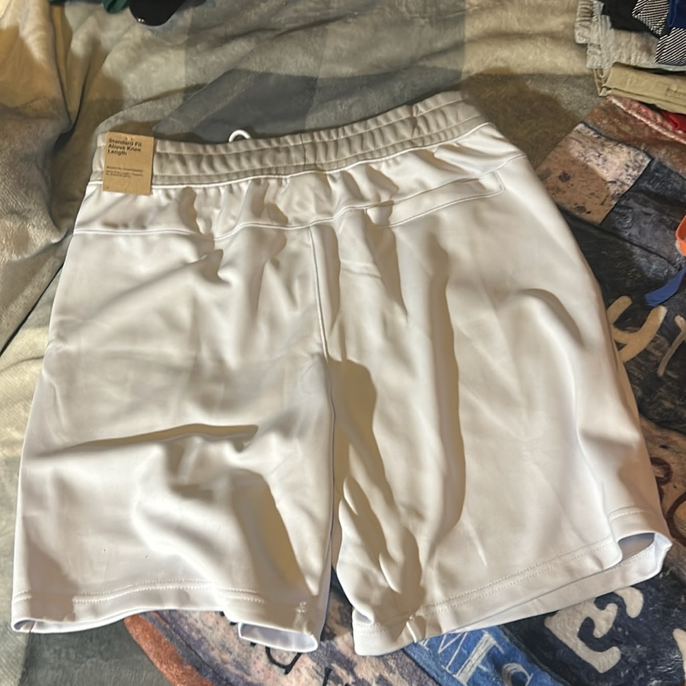Shorts - Picture 2 of 2